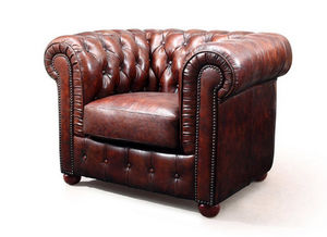 ROSE & MOORE -  - Fauteuil Chesterfield