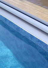 Polar Pools - swimming pool build and installation services - Piscine Traditionnelle