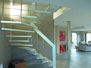  Two quarter turn staircase