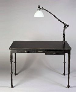 Faber Place - nemo- - Desk