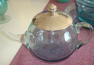 ORIENTAL DESIGN -  - Teapot