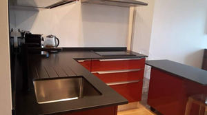 Maison Derudet -  granit noir zimbabwe - Kitchen Worktop