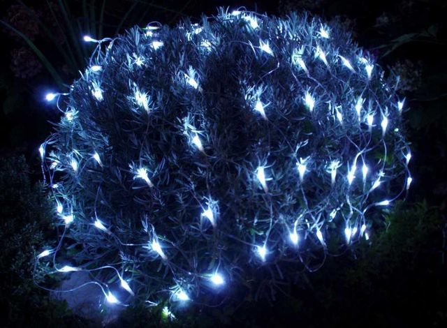 FEERIE SOLAIRE - Lighting garland-FEERIE SOLAIRE-Guirlande solaire en filet 96 leds blanches 150x90
