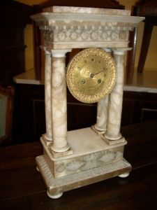 Antiquités Anne & Thierry - Portico clock-Antiquités Anne & Thierry-Pendule Napoléon III