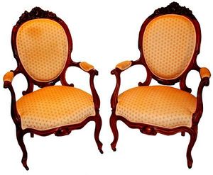 Antiquités SANT VICENS - fauteuils à dossier - Poltrona Medaglione